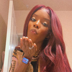 Meet your Posher, Crystal